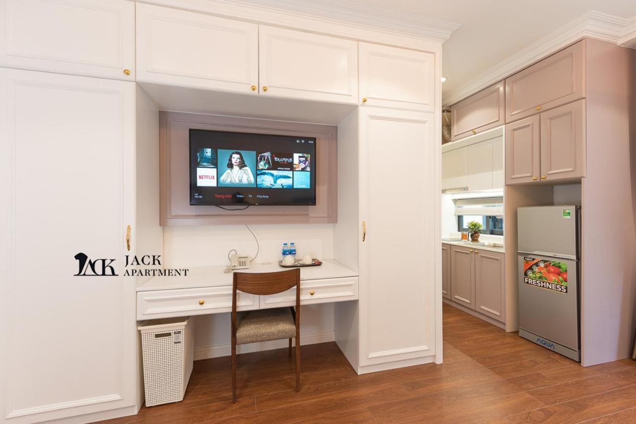 Golden Tree Apartments Хошимин Экстерьер фото