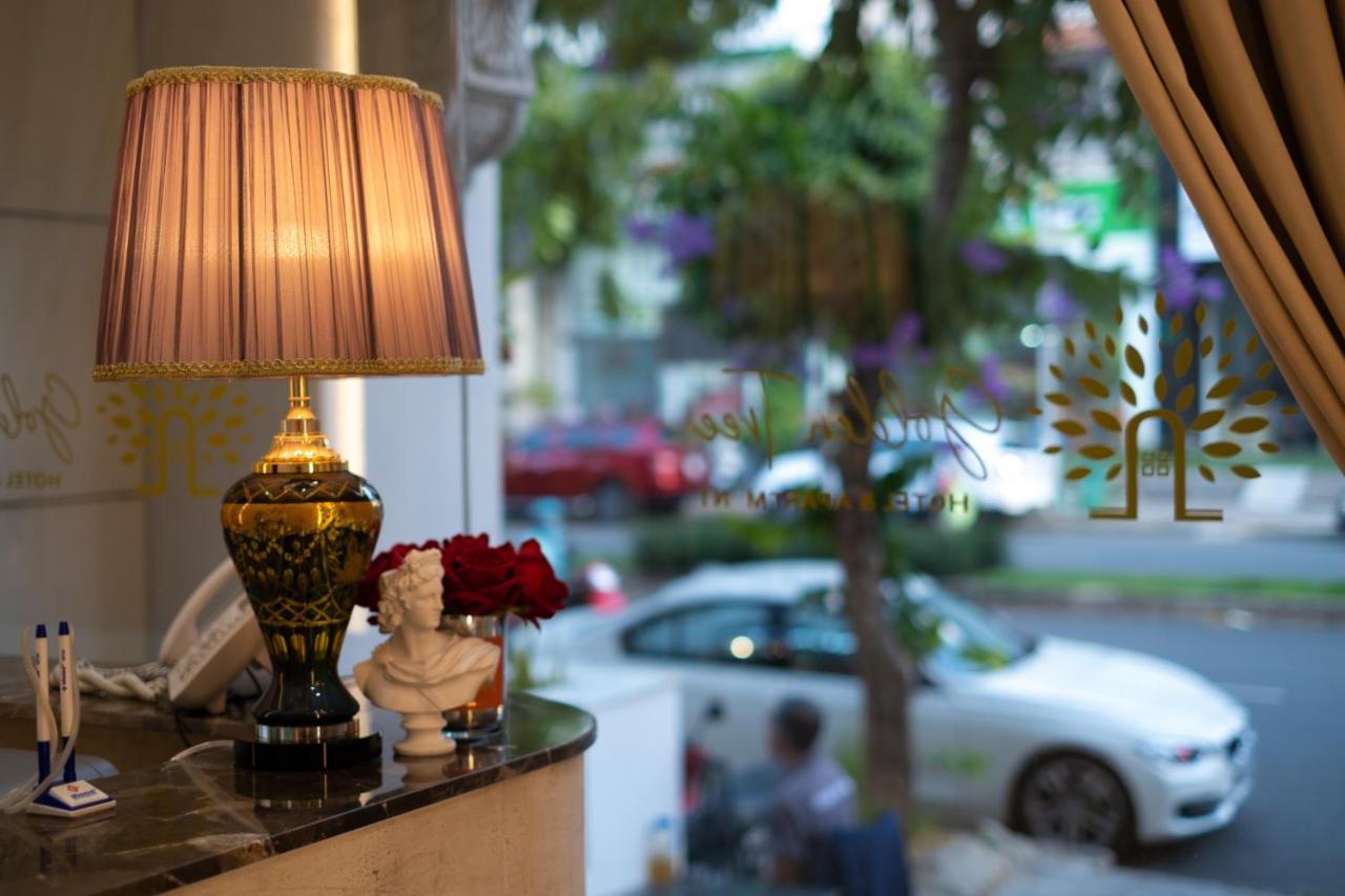 Golden Tree Apartments Хошимин Экстерьер фото