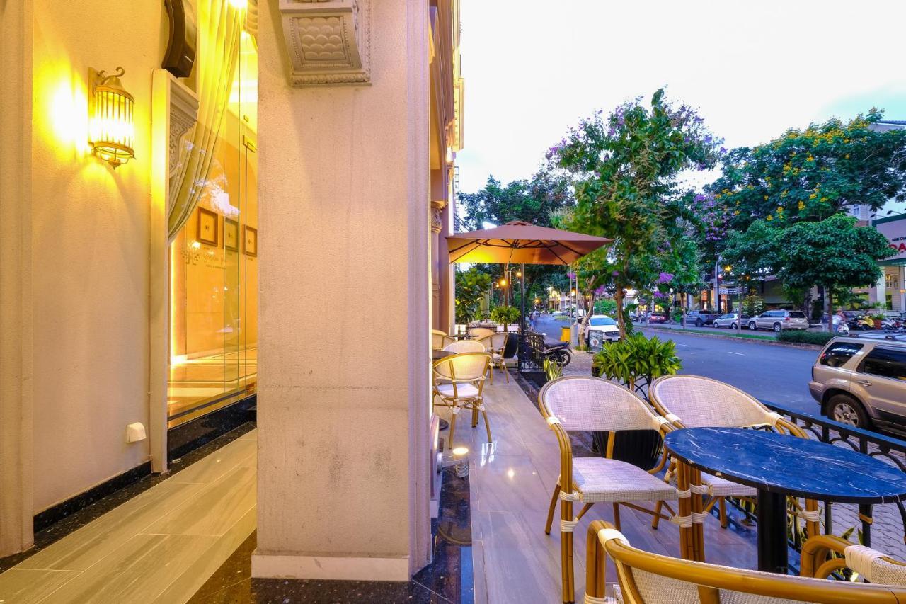 Golden Tree Apartments Хошимин Экстерьер фото