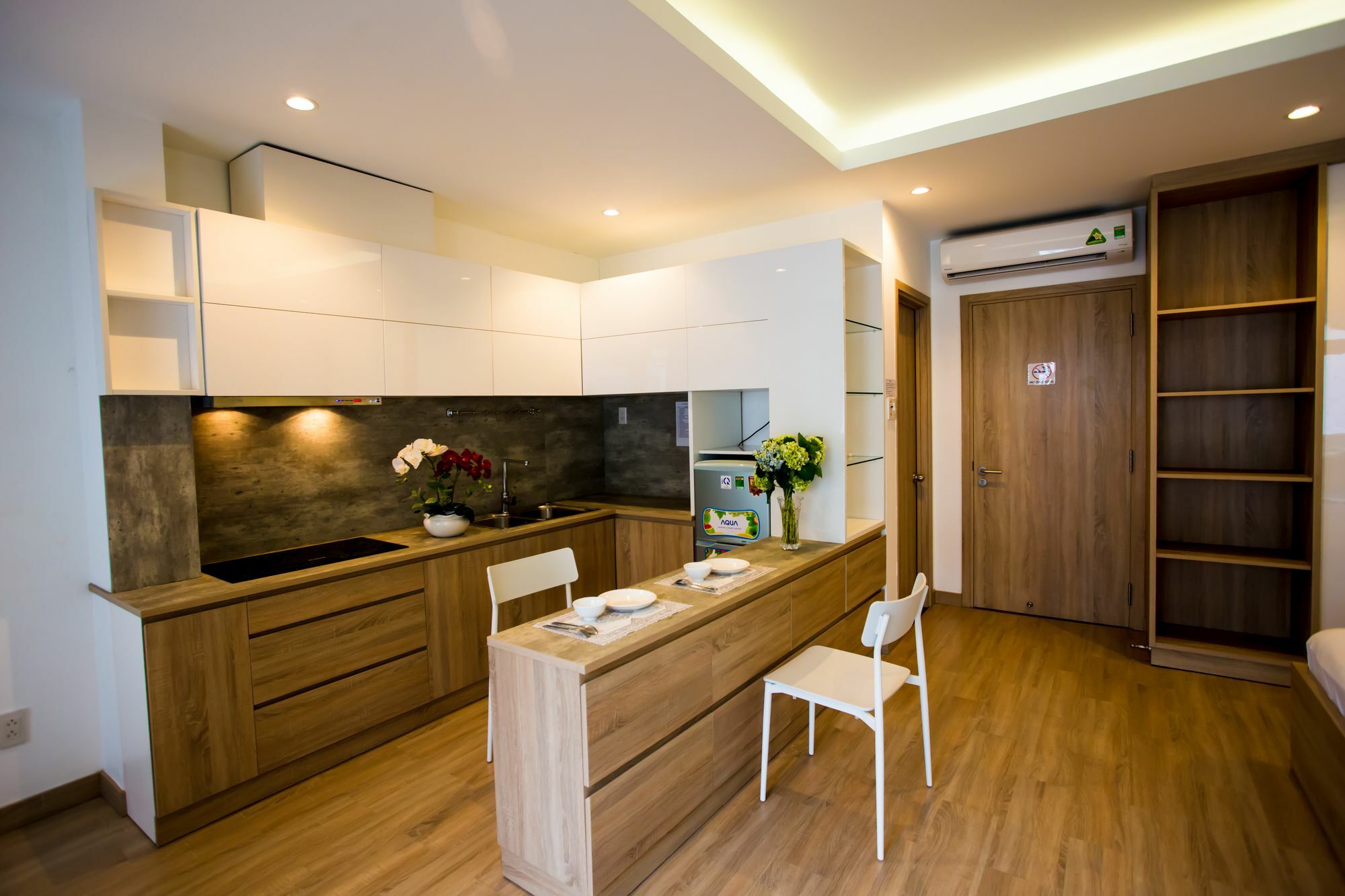 Golden Tree Apartments Хошимин Экстерьер фото