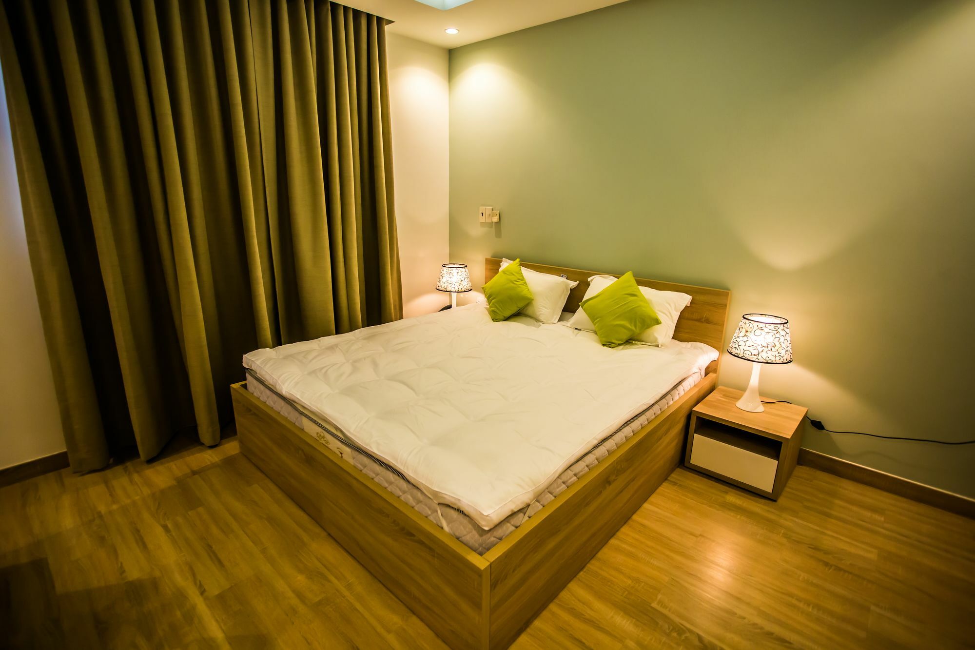 Golden Tree Apartments Хошимин Экстерьер фото